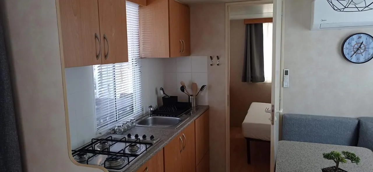 Veni Mobilhaz Hotel Privlaka  Campsite Privlaka (Zadar)